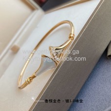 Bvlgari Divas Dream Bracelet Mother of Pearl with Diamonds Yellow Gold Knockoff