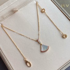 Bvlgari Divas Dream Necklace Mother of Pearl with Rubies Rose Gold Price