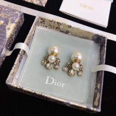 Dior Water Drop Diamond Inlay Gold -tone Female White Pearl Earrings Jewellery